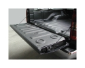 BEDLINER (BED FORRO), SEM BORDAS, COMPATÍVEL COM SISTEMA DE TRILHO C-CHANNEL (DUAL CAB) PARA NISSAN NAVARA D40 2005-2015