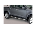ESTRIBOS EN PLATAFORMA CON TUBO INOX Ø50MM PARA ISUZU D-MAX 2020-